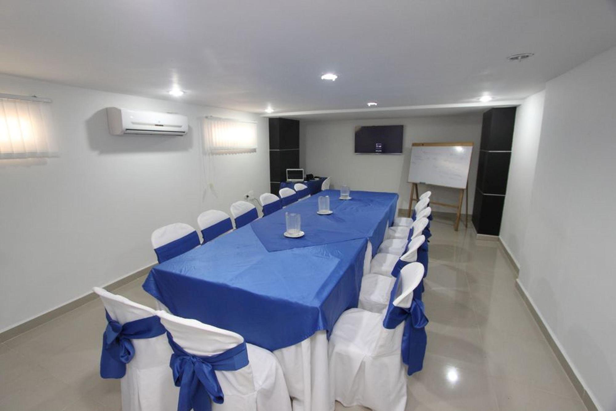 Hotel Puerta De Oro Barranquilla  Exterior foto